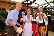 mal so tun als ob für ein Foto... (©Foto: Martin Schmitz)